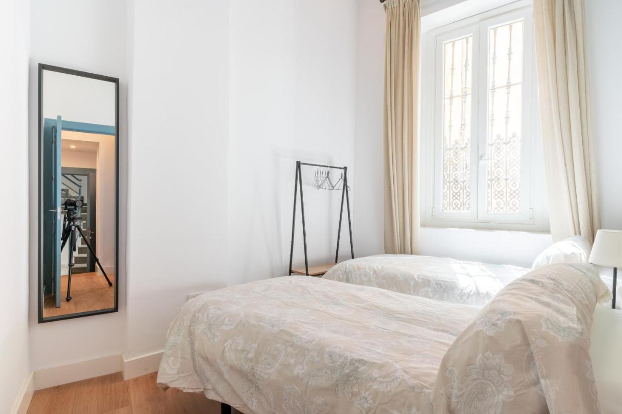 Apartamentos Leoncillos Sevilla Exterior foto
